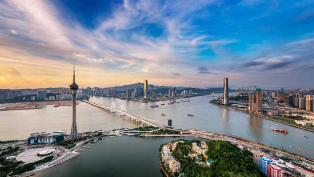新澳门三中三必中一组,深度解答解释落实_6h35.67.67,新澳门三中三必中一组的深度解读与解析