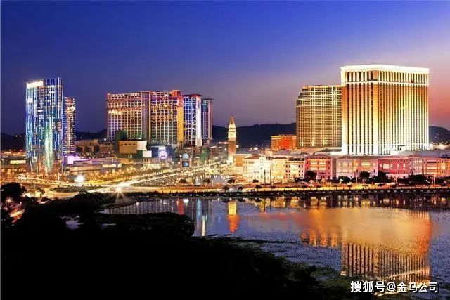 2025澳门与香港管家婆100%精准,全面释义、解释与落实,澳门与香港管家婆的精准预测，全面释义、解释与落实策略到2025年